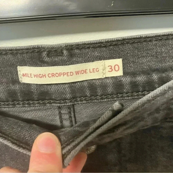 Levi’s Mile High Cropped Wide Leg  Buttoned Fly Grey Jeans W30 - Picture 4 of 7